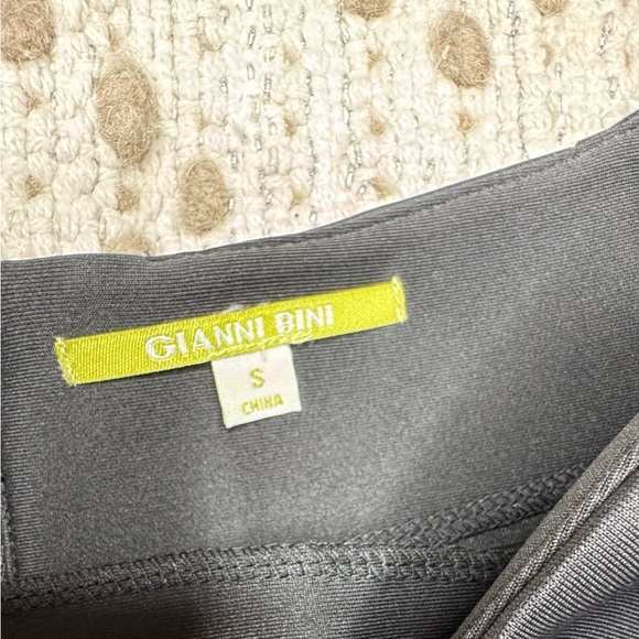 Gianni Bini Black A-Line Mini Skirt – Size Small - Picture 8 of 15